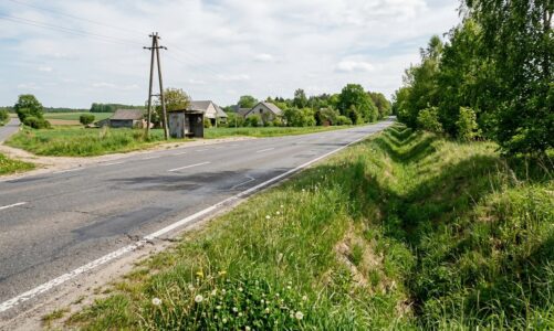 Interwencja funkcjonariusza z Moniek: Nietrzeźwy kierowca w rowie